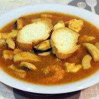 Sopa de pescado y marisco