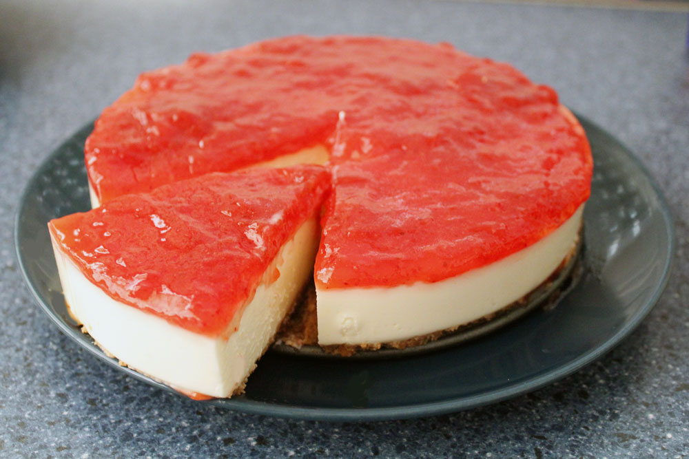 Tarta de queso fresco y fresa