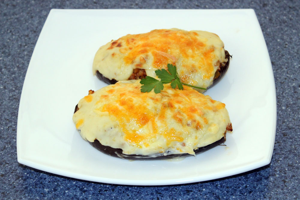 Berenjenas al horno rellenas de carne